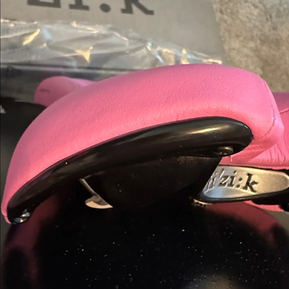 🔥NEW fi‘zi:k Vesta K: IUM Rail 269G Cycling Women's Saddle Pink - Picture 8 of 13